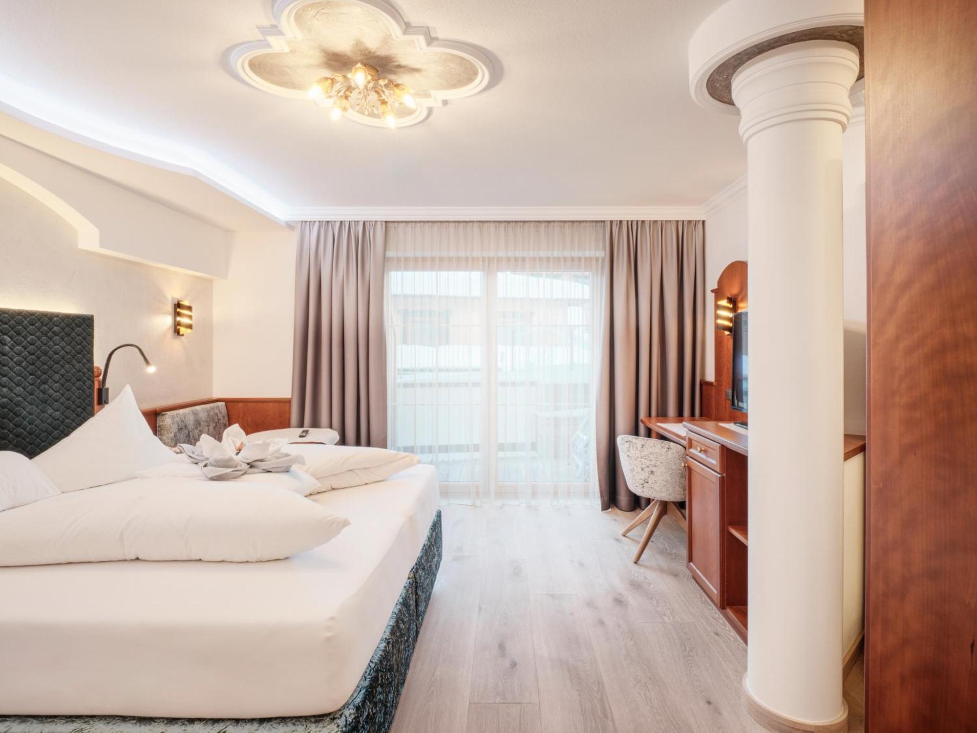 Alpenjuwel 4 Sterne Superior Hotel 4*